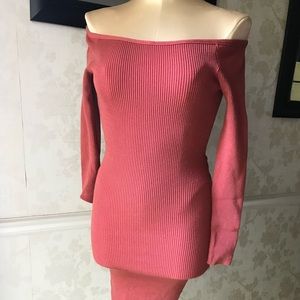 Knit off shoulder bodycon dress